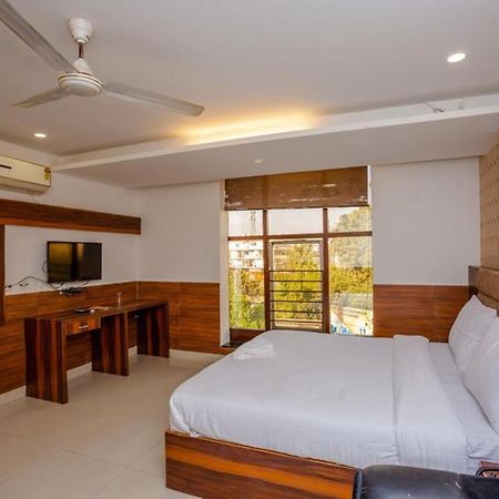 Hotel Doon Dehradun Ngoại thất bức ảnh