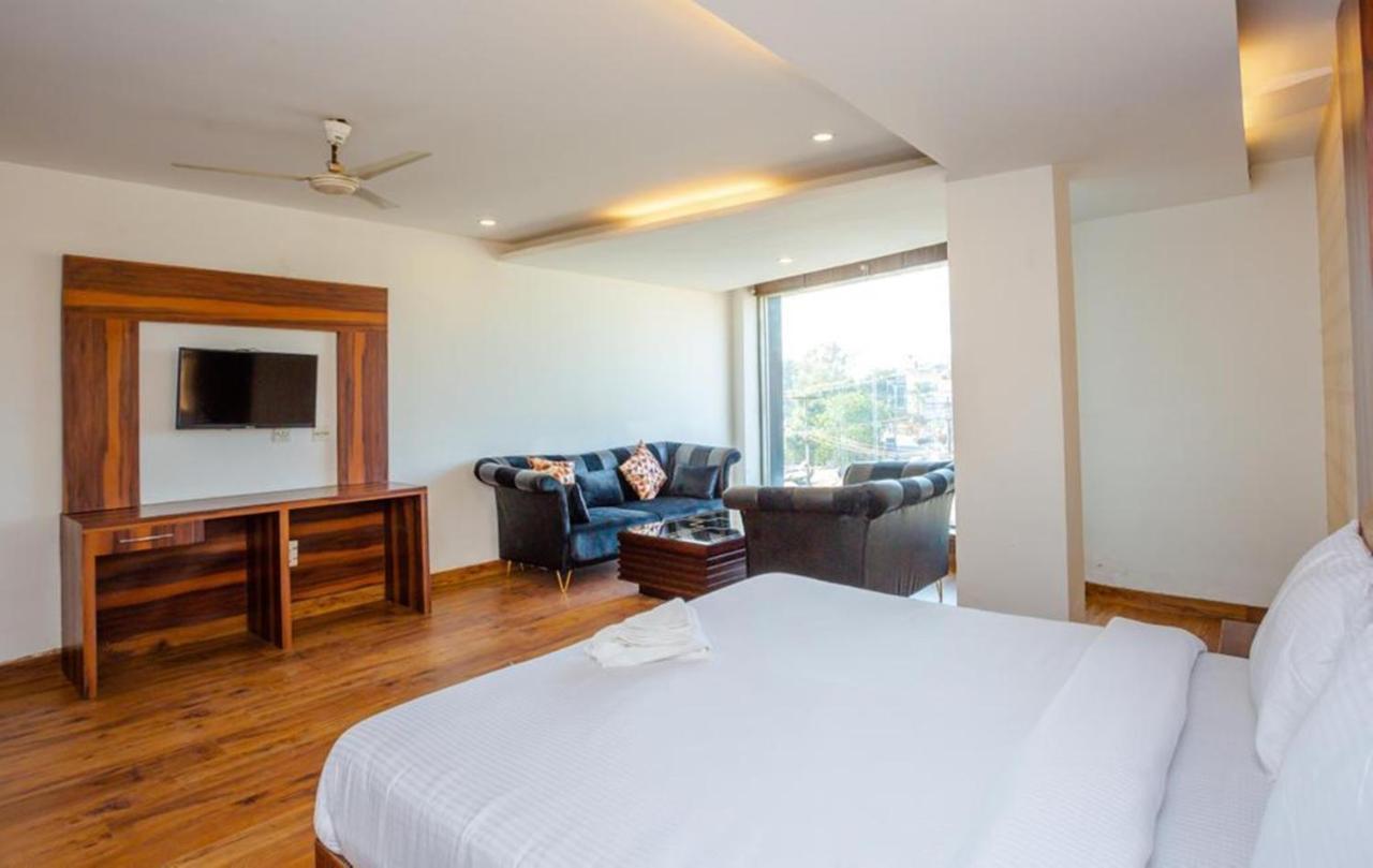 Hotel Doon Dehradun Ngoại thất bức ảnh