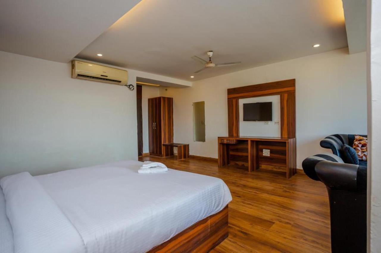 Hotel Doon Dehradun Ngoại thất bức ảnh