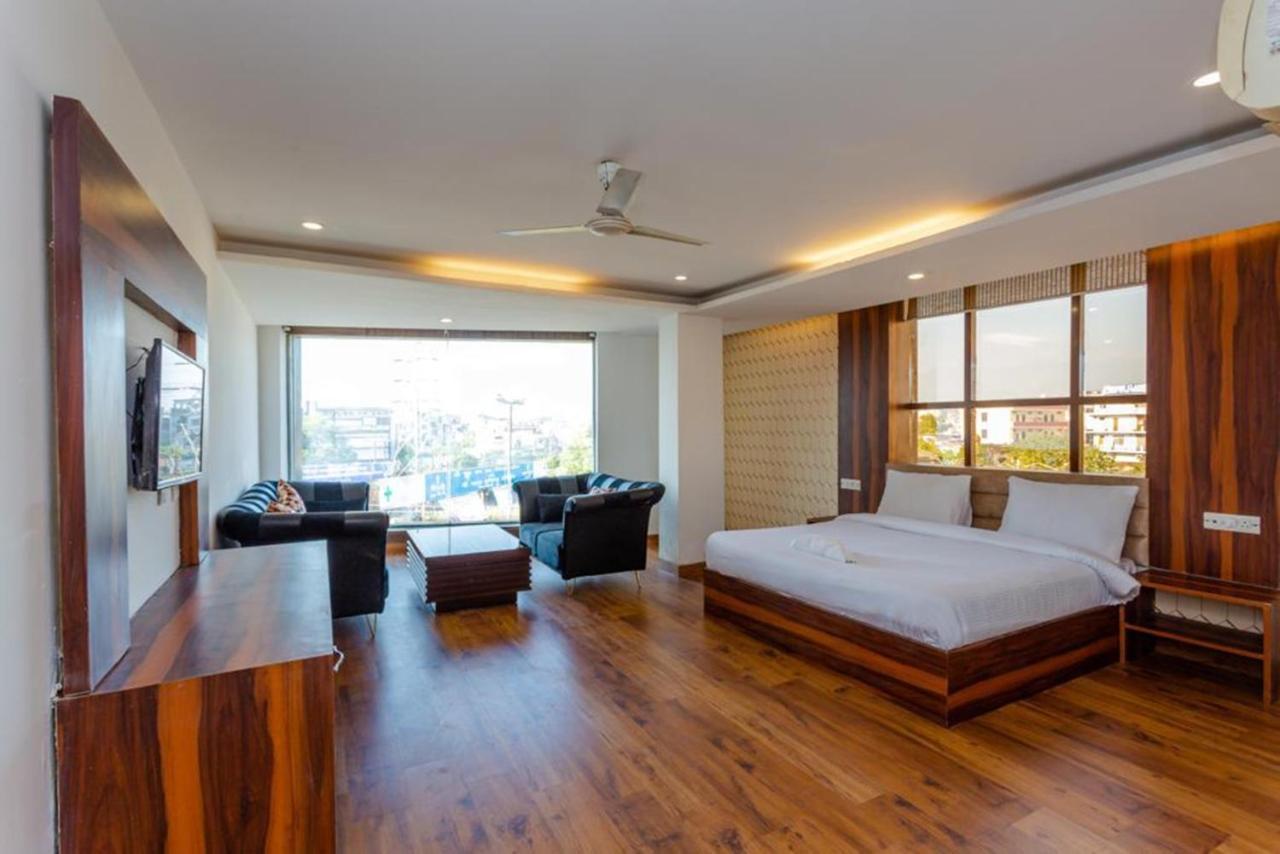 Hotel Doon Dehradun Ngoại thất bức ảnh