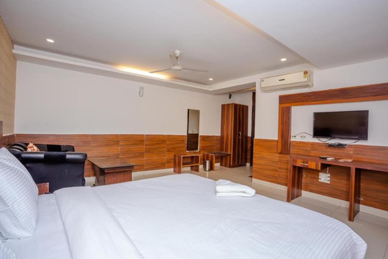 Hotel Doon Dehradun Ngoại thất bức ảnh