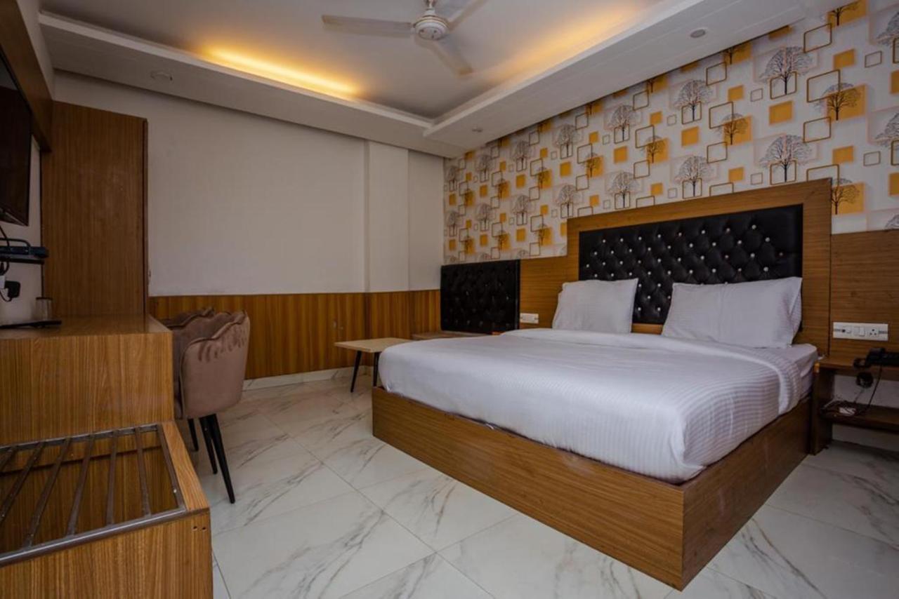 Hotel Doon Dehradun Ngoại thất bức ảnh